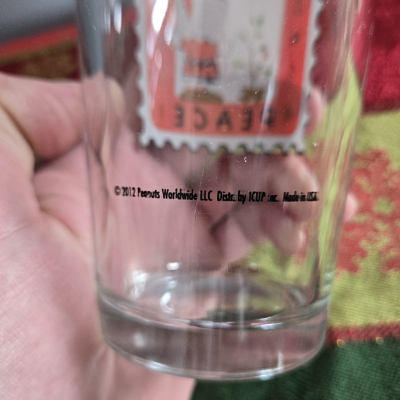 Charlie Brown w Santa Hat & Christmas Tree w (Peace)(Peanuts) 16oz Pint GlassR - Picture 7 of 16